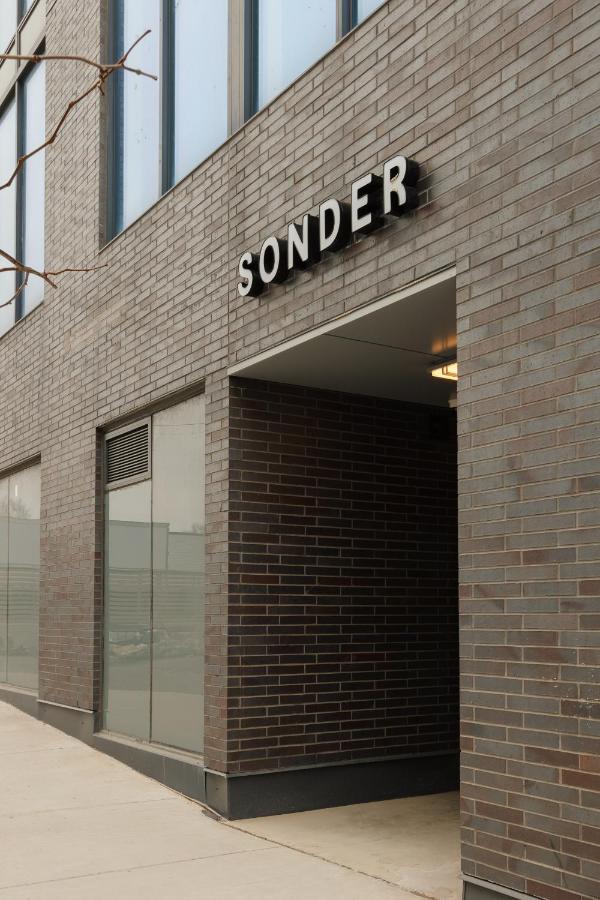Sonder At Artesa Hotel Торонто Екстериор снимка